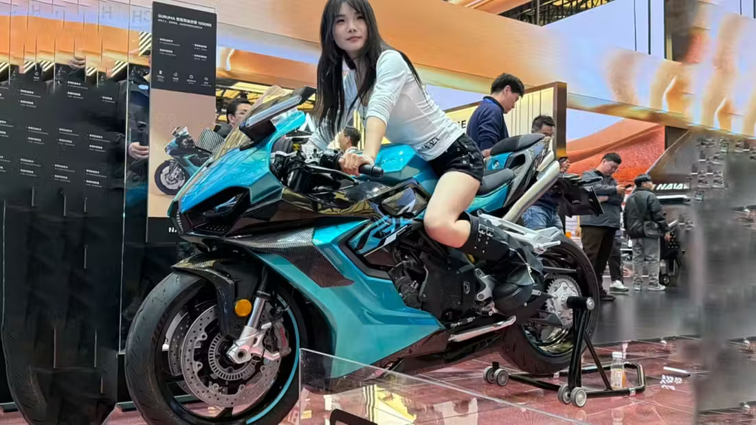 Guruma-neos-kataskevastis-apo-tin