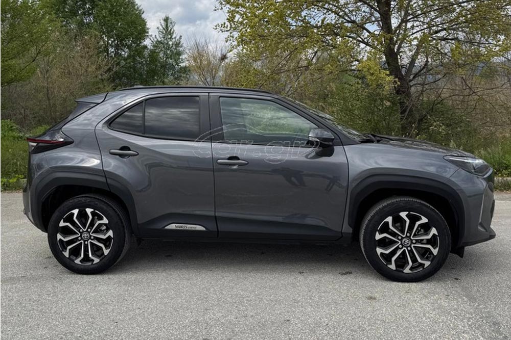 Toyota-Yaris-Cross-Hybrid-me