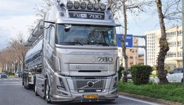 Volvo FH16 780 XXL: Η νέα κορυφή έφτασε στην Ελλάδα