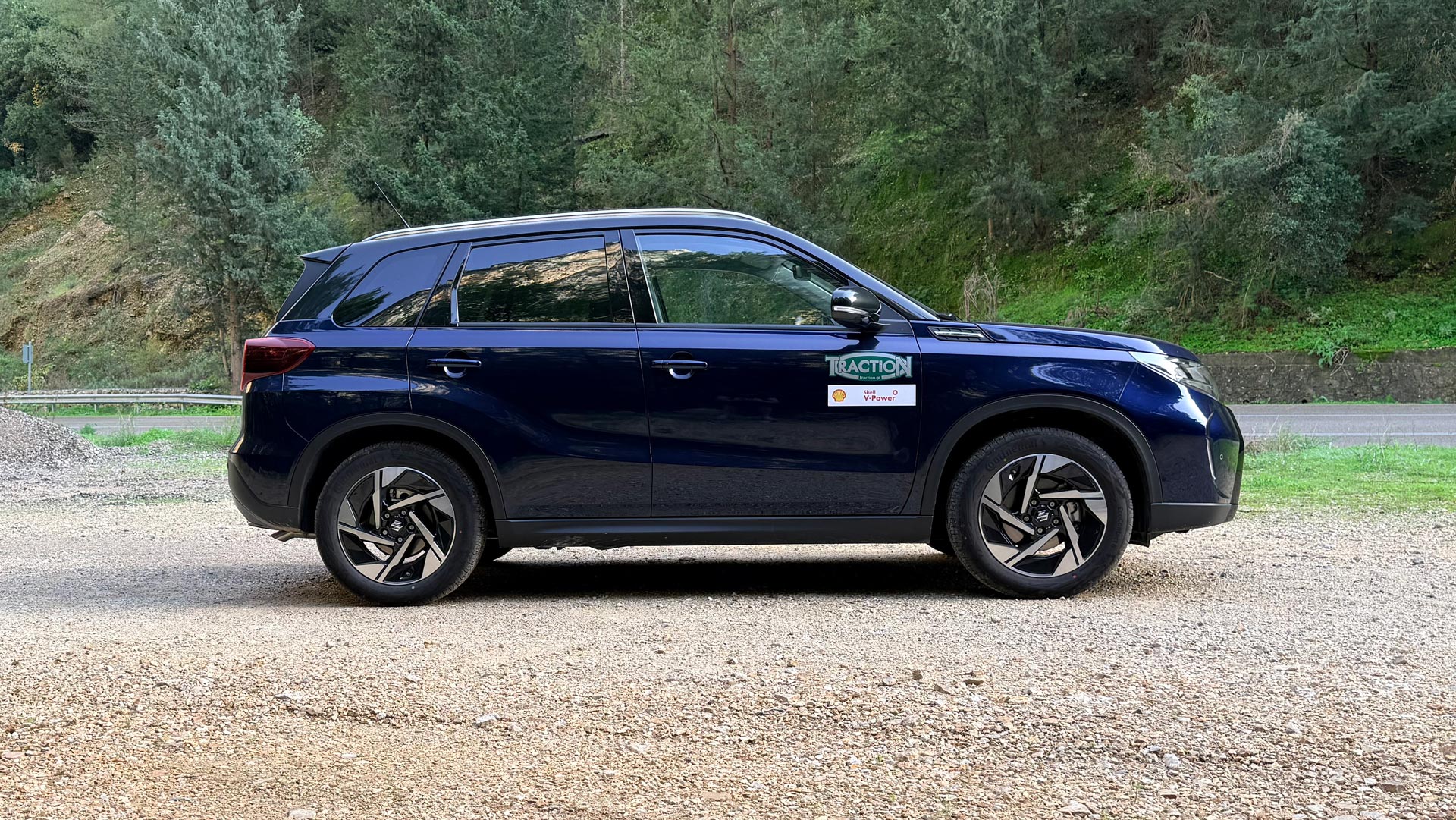 aftomato-ivridiko-SUV-me-tetrakinisi