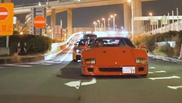 Ο Lewis Hamilton «καίει» τα λάστιχα της Ferrari F40 με την Kim Kardashian συνοδηγό (video)