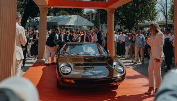Πόσο καιρό χρειάστηκε η Lamborghini για να «αναγεννήσει» μια εμβληματική Miura SV;