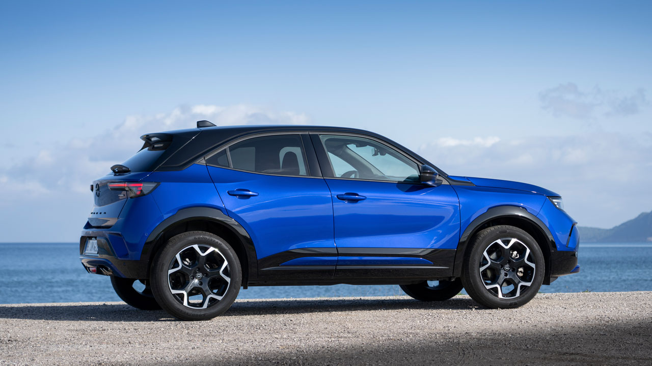 to-monadiko-SUV-tis-Opel