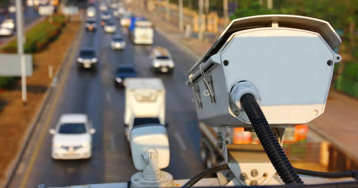 Αpistefto-kataschethike-Audi-Q5-apo