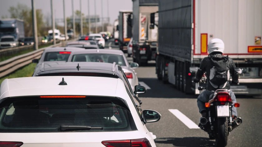 Αsfalia-motosikletas-250cc-ola-osa