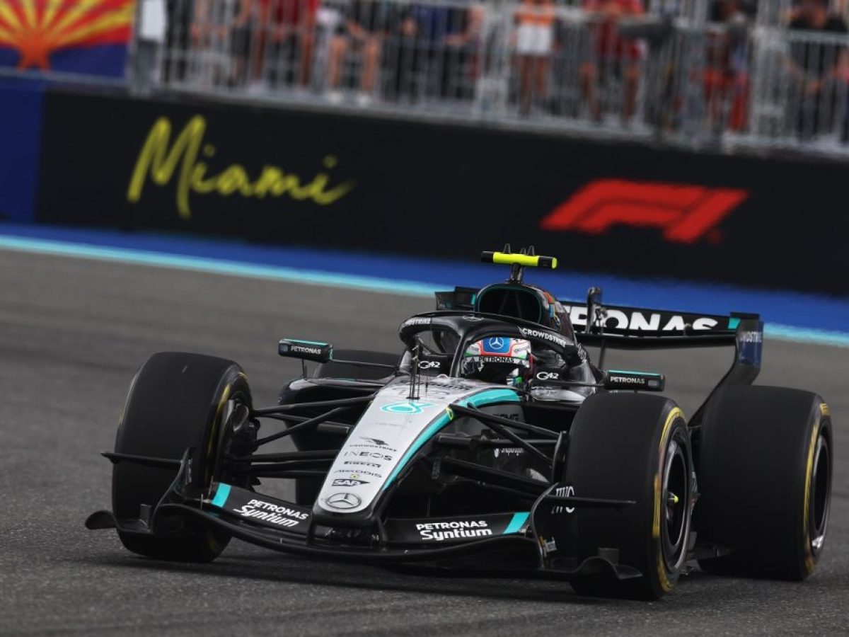 F1 &ndash; Miami GP: T&rho;ί&tau;&eta; &sigma;&upsilon;&nu;&epsilon;&chi;ό&mu;&epsilon;&nu;&eta; &nu;ί&kappa;&eta; &gamma;&iota;&alpha; &tau;&omicron;&nu; Kimi Antonelli
