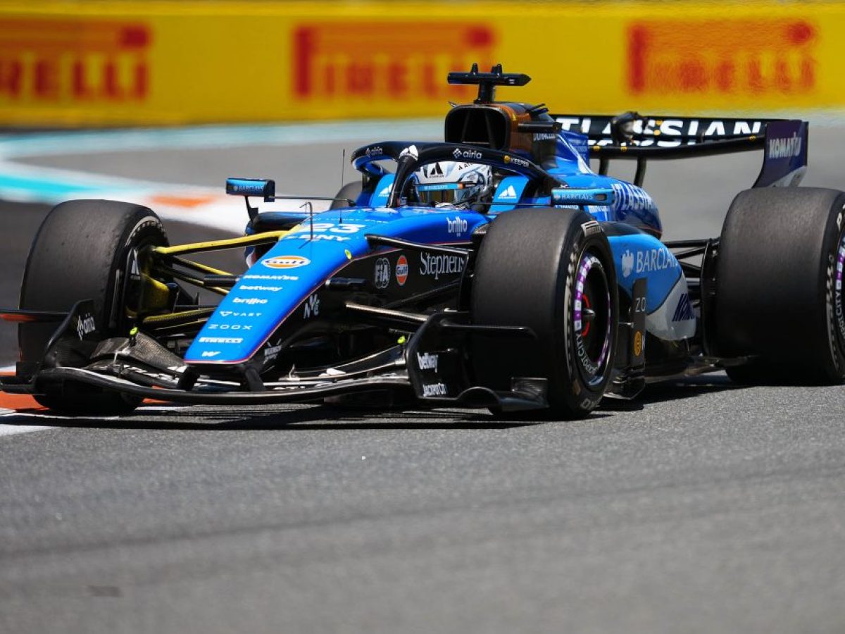 F1-GP Μαϊάμι: Ποινή 5 θέσεων για τον Alex Albon στη σειρά εκκίνησης του σπριντ
