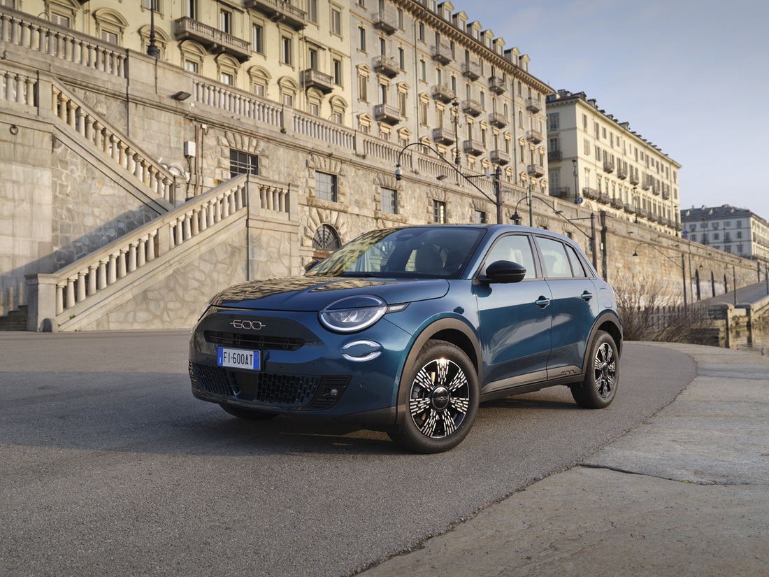 FIAT-600-nea-ekdosi-Turbo