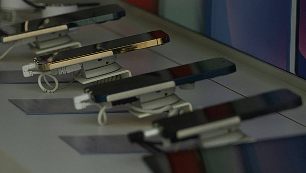 Smartphones-sta-skaria-i-othoni