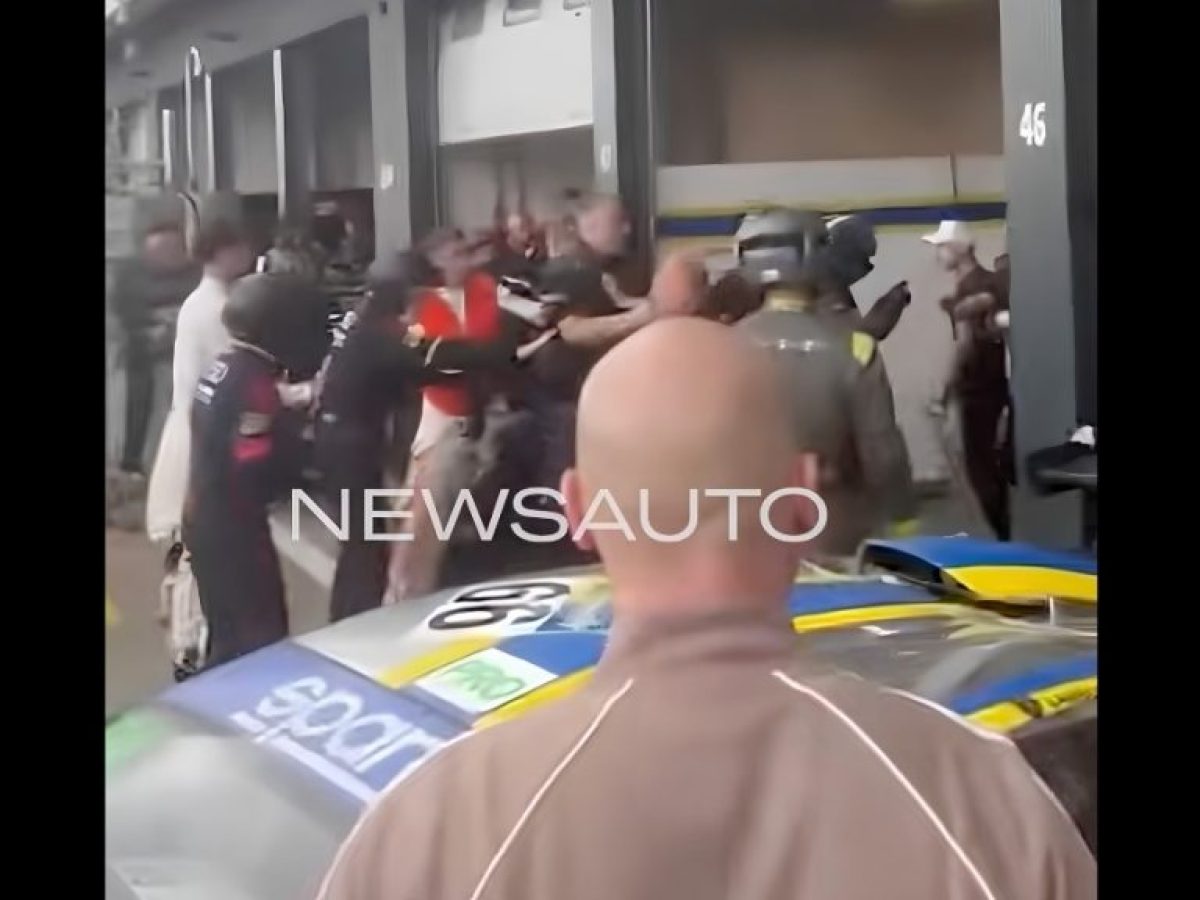 Video: Αγριο ξύλο μεταξύ μηχανικών της Lamborghini και της Audi