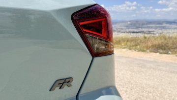 Δοκιμάζουμε το “αειθαλές” supermini με τιμή εκκίνησης στα 16.690 ευρώ – Το φθηνότερο του ομίλου VW