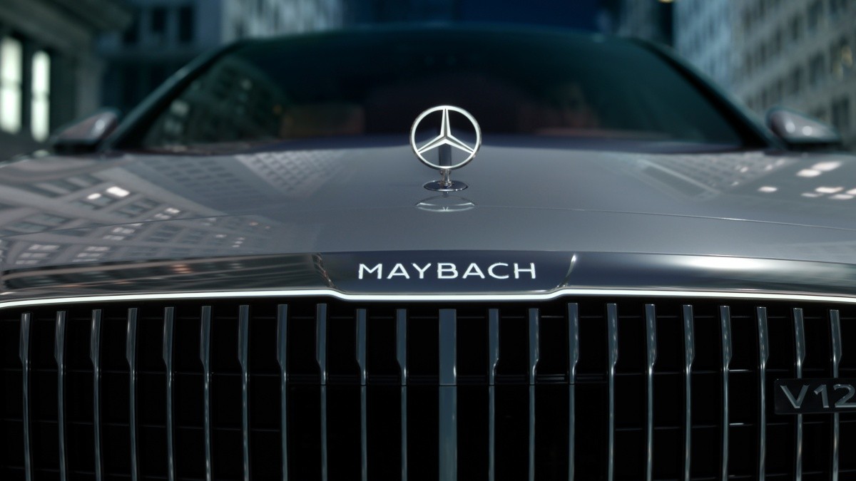 i-Mercedes-Maybach-den-egkatalipi-ton
