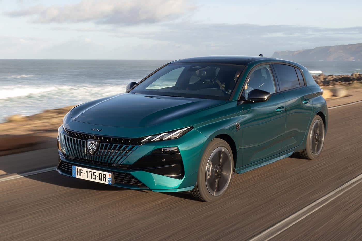 neo-Peugeot-308-se-miomenes