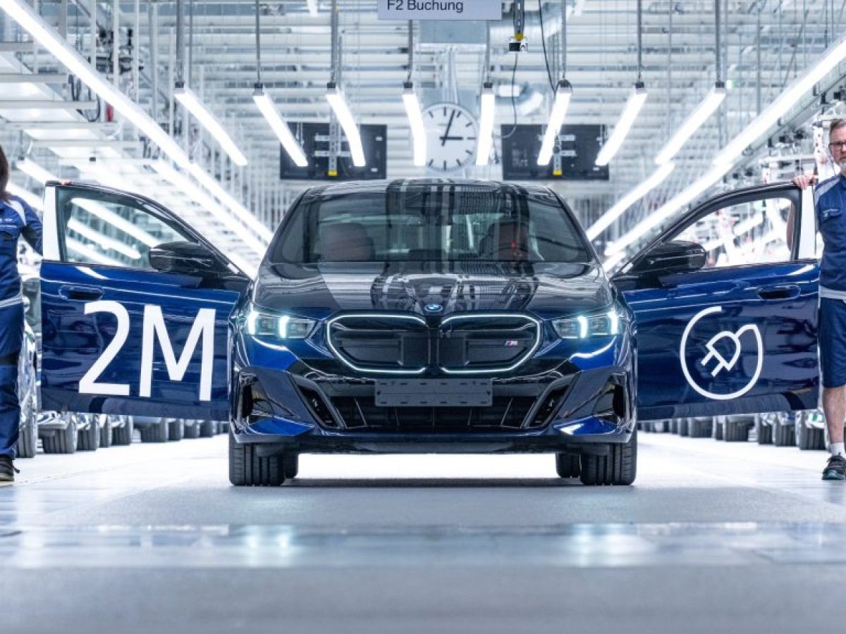 Όμιλος BMW: Ολοκλήρωσε την παραγωγή 2 εκατ. ηλεκτρικών οχημάτων