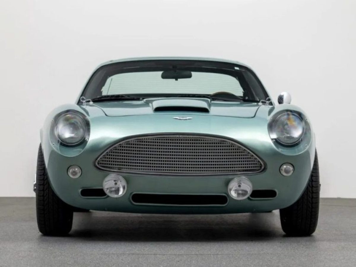 Το Mazda MX-5 έπαθε… Aston Martin