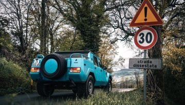 Lamborghini LM002: Κι όμως είναι αλήθεια