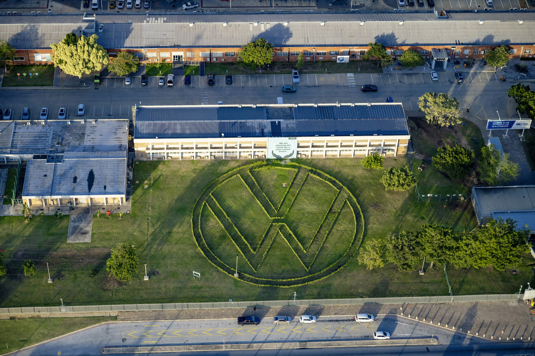 VW-Volkswagen-plant-Wolfsburg-logo-2