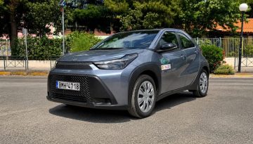 Δοκιμάζουμε το πιο φθηνό Toyota της αγοράς – “Έκαψε” 3,8 λτ./100 χλμ. στην πόλη