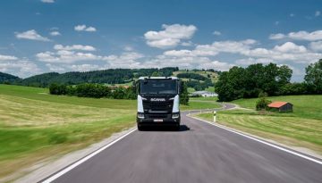 Η Scania ενισχύει την παραγωγή των ηλεκτρικών φορτηγών της