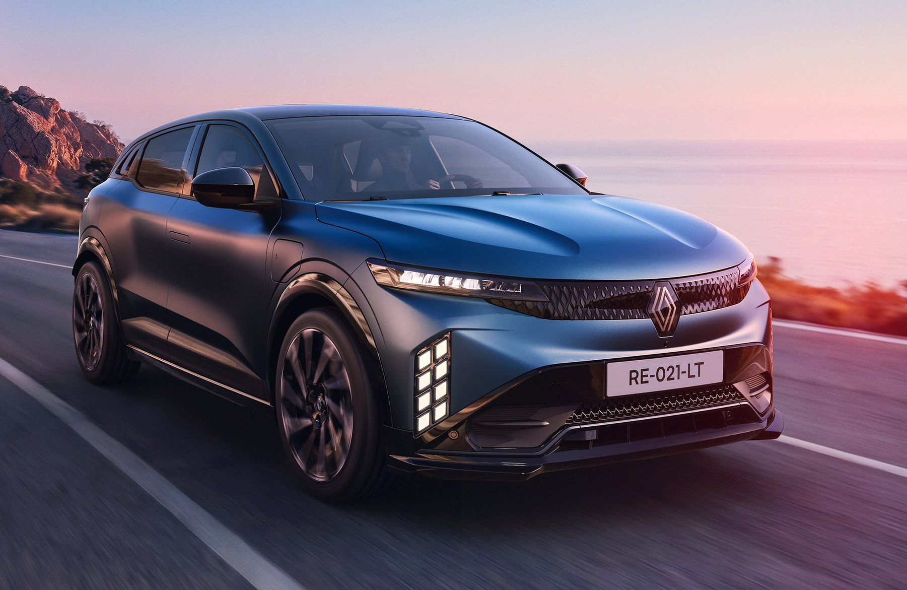 renault-megane-e-tech-facelift-2026-electric-range-500km-Renault-Megane_E-Tech-2027-8