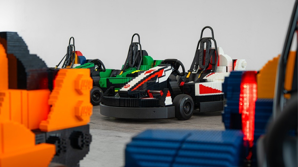 06_INT26_F1_WOW_Model_Karts_16x9_7528
