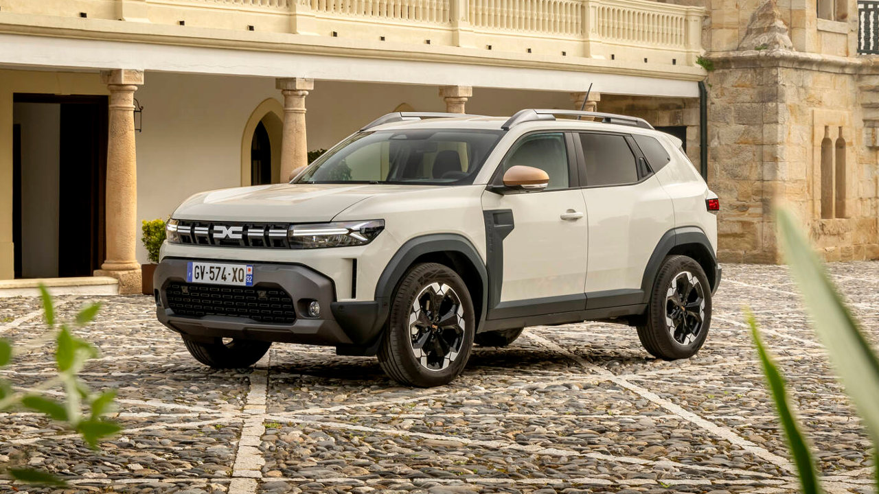 All-new-Dacia-Duster-HYBRID-140-Extreme