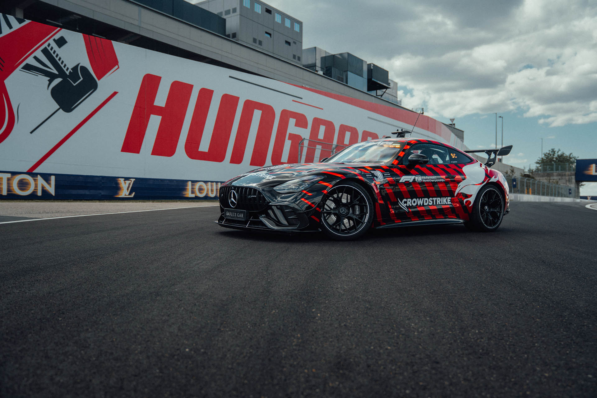 Mercedes-AMG-GT-63-PRO-4MATIC-F1-safety-car-5