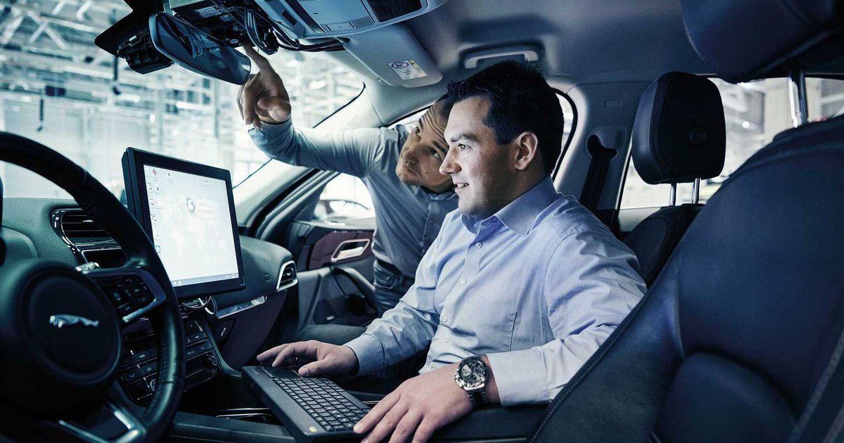car-repairing-digital_77761_431834_type13058