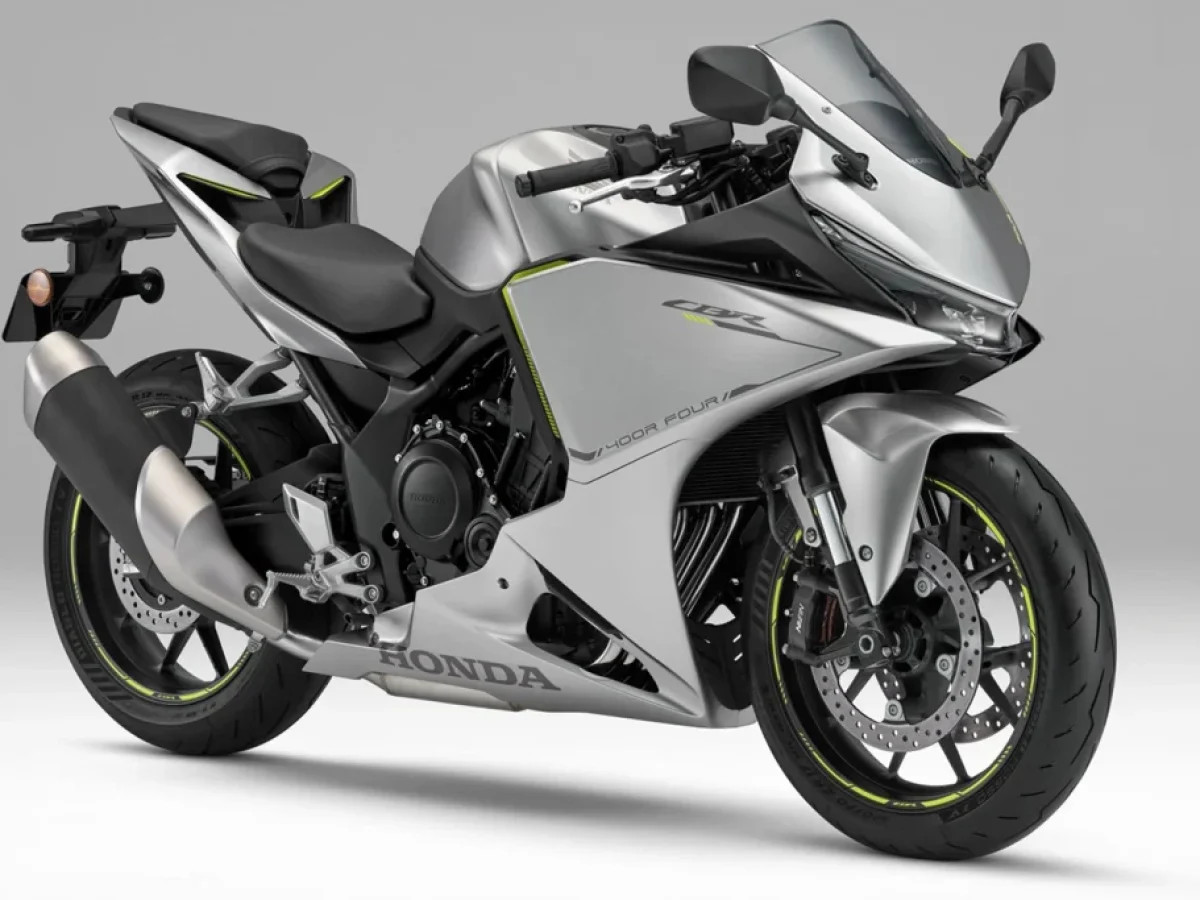 Honda CBR400R Four E-Clutch: &Kappa;&alpha;&iota; CB400 Super Four E-Clutch &sigma;&tau;&eta;&nu; &Iota;&alpha;&pi;&omega;&nu;ί&alpha;