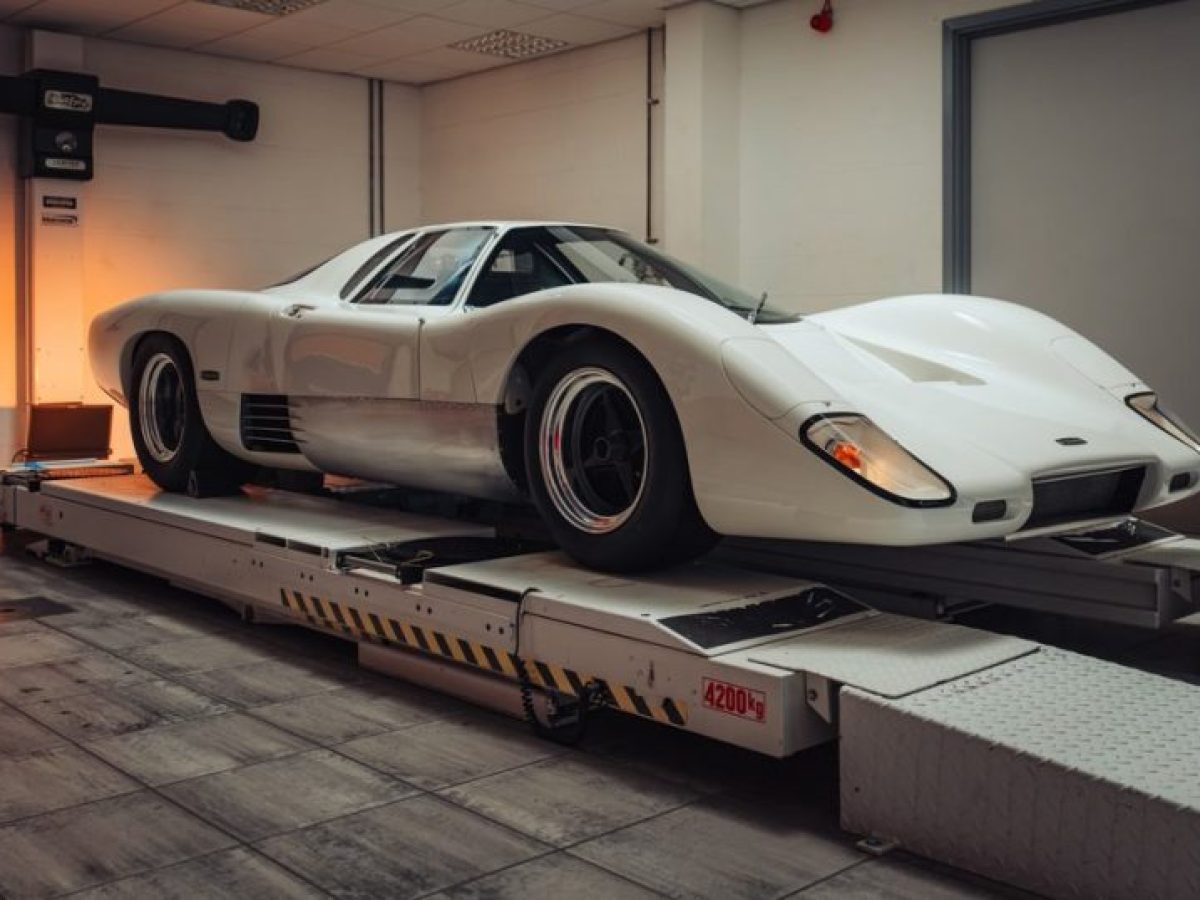 Η McLaren αναβιώνει την M6GT – Το όραμα του ιδρυτή της που έμεινε ανολοκλήρωτο
