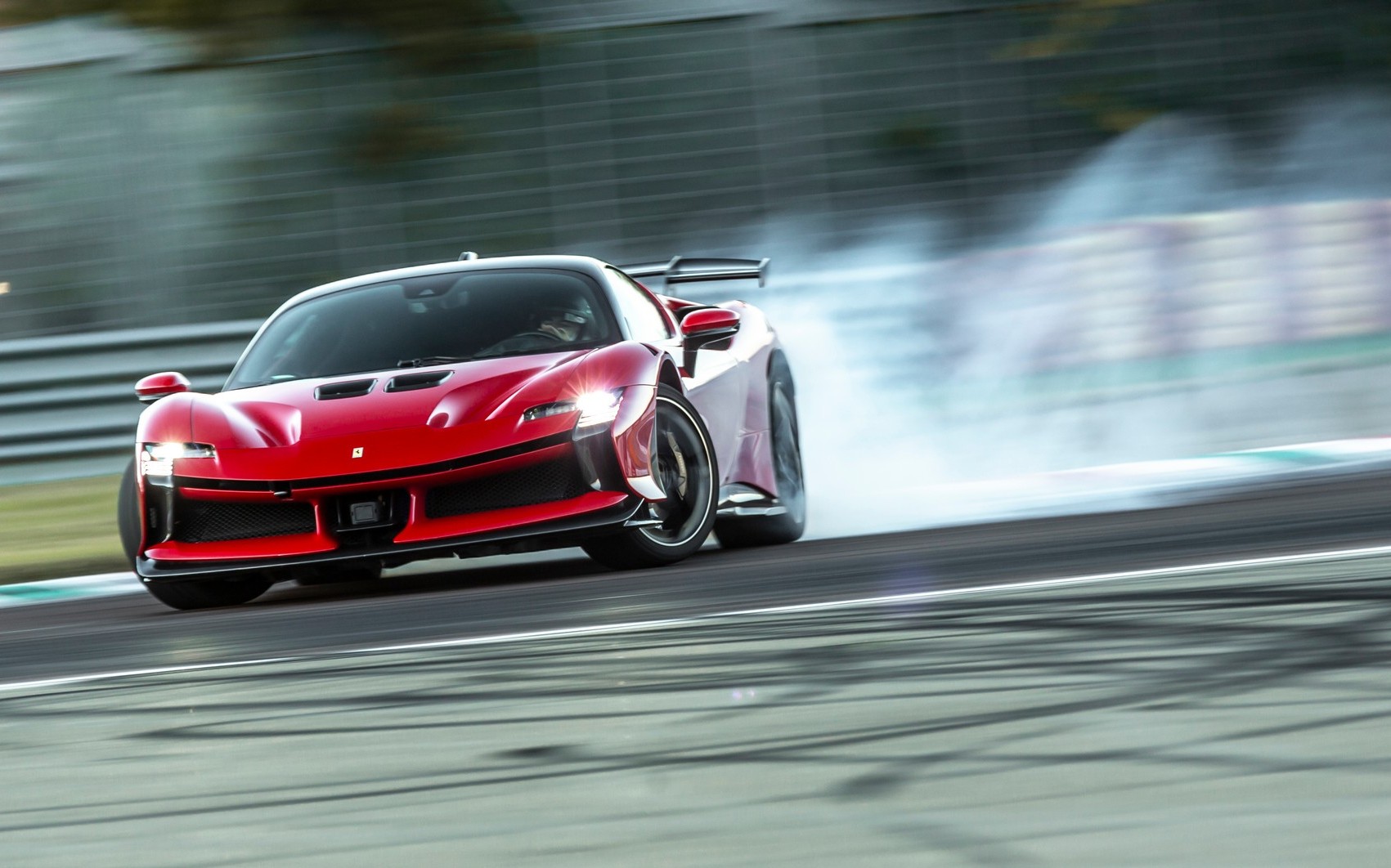Ferrari-SF90-XX-Stradale_26