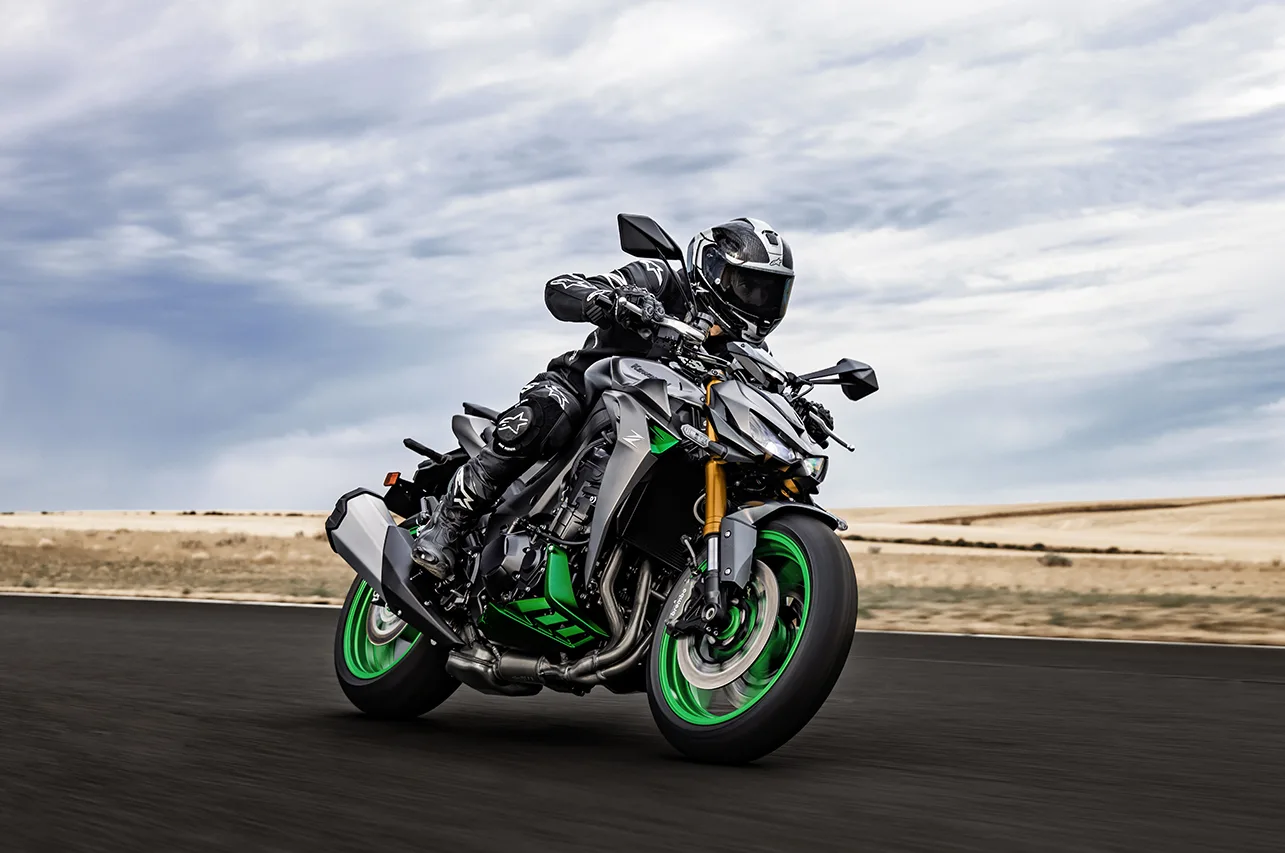 Kawasaki_ZR1100_2027