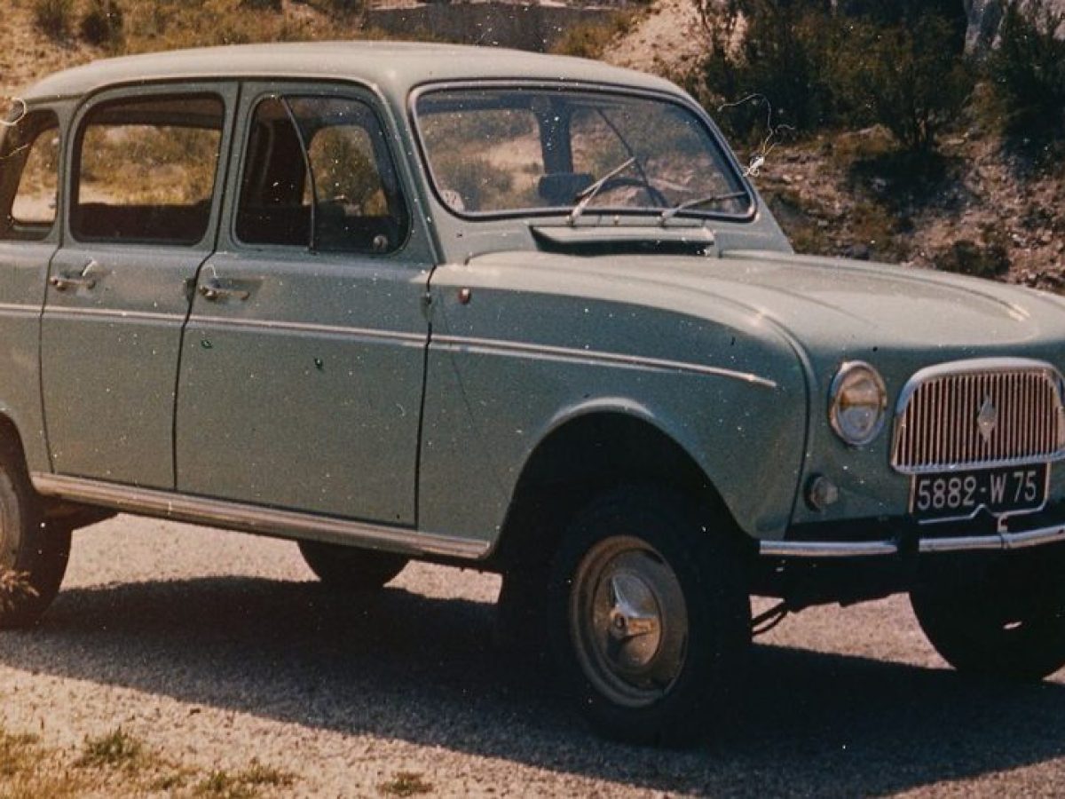 Renault 4: Το αυτοκίνητο που χώρεσε μια ολόκληρη εποχή