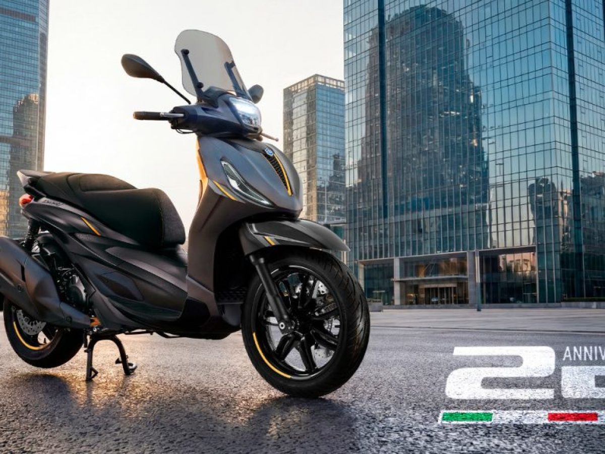 Piaggio Beverly: M&epsilon;&iota;&omega;&mu;έ&nu;&epsilon;&sigmaf; &tau;&iota;&mu;έ&sigmaf; &kappa;&alpha;&iota; ό&phi;&epsilon;&lambda;&omicron;&sigmaf; 300 &epsilon;&upsilon;&rho;ώ &ndash; &Iota;&sigma;&chi;ύ&epsilon;&iota; &gamma;&iota;&alpha; ό&lambda;&eta; &tau;&eta;&nu; &gamma;&kappa;ά&mu;&alpha;. &Alpha;&pi;ό 87 &epsilon;&upsilon;&rho;ώ/&mu;ή&nu;&alpha; | TractioN