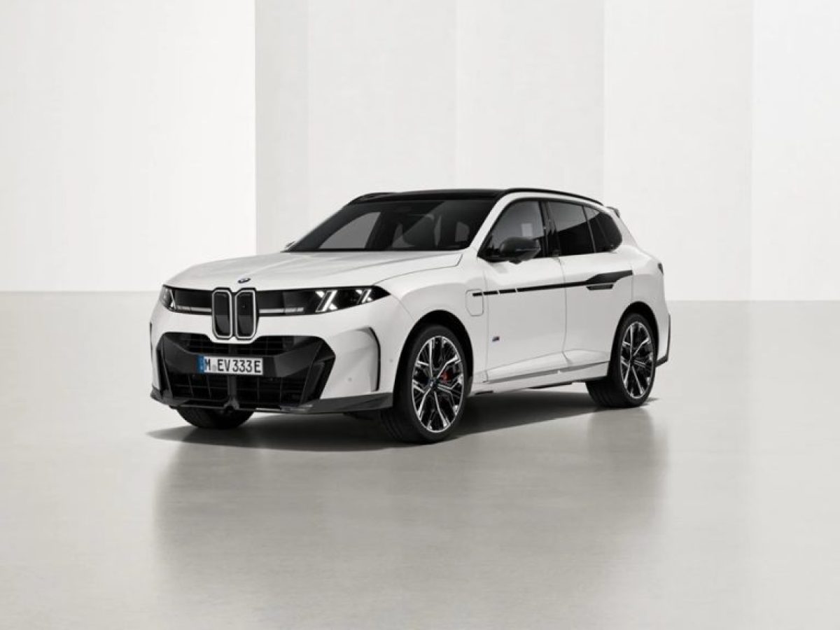 &Nu;έ&alpha; BMW X5: &Eta; M Performance &tau;&eta;&nu; &laquo;&nu;&tau;ύ&nu;&epsilon;&iota;&raquo; &mu;&epsilon; carbon