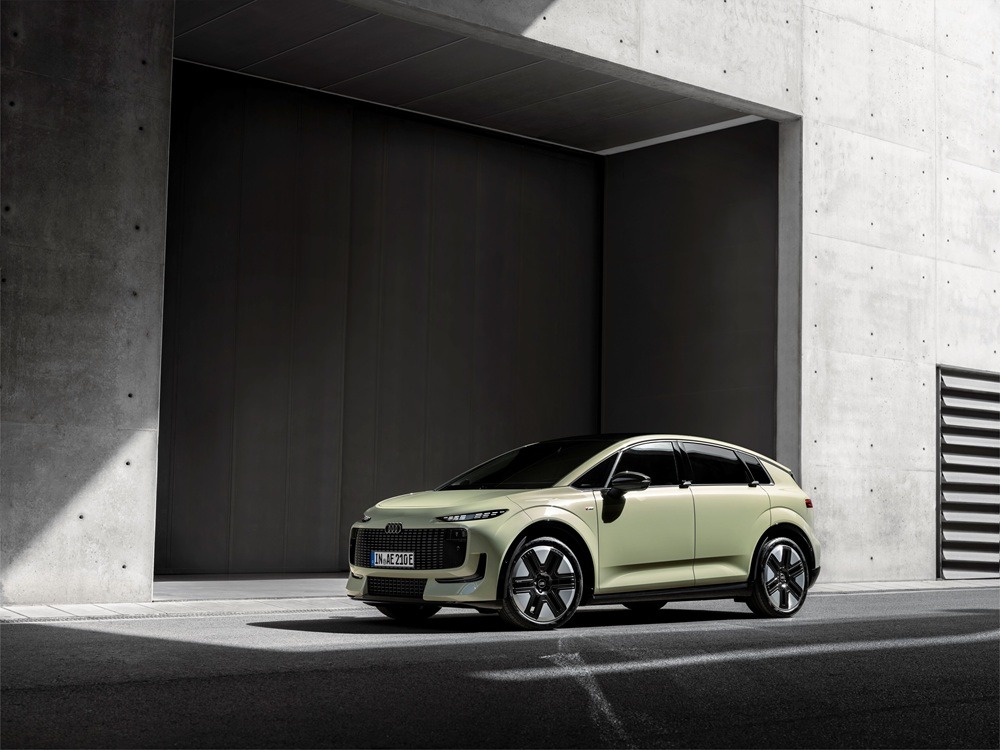 Audi-A2-e-tron-3