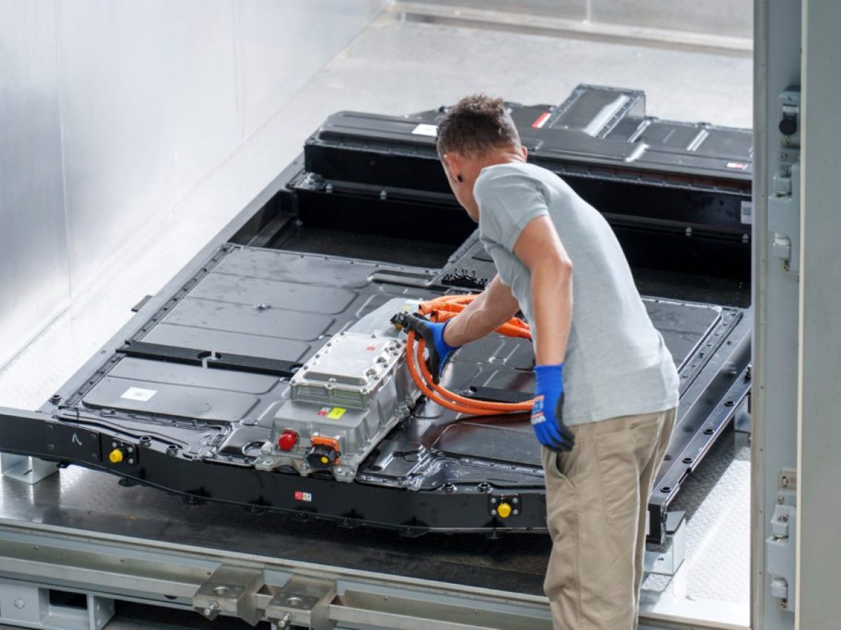 Bosch: &Alpha;&upsilon;&tau;ό &mu;&pi;&omicron;&rho;&epsilon;ί &nu;&alpha; &sigma;&tau;&epsilon;ί&lambda;&epsilon;&iota; &pi;&rho;ό&omega;&rho;&alpha; &tau;&alpha; &eta;&lambda;&epsilon;&kappa;&tau;&rho;&iota;&kappa;ά &sigma;&tau;&eta;&nu; &alpha;&pi;ό&sigma;&upsilon;&rho;&sigma;&eta; &ndash; caroto.gr