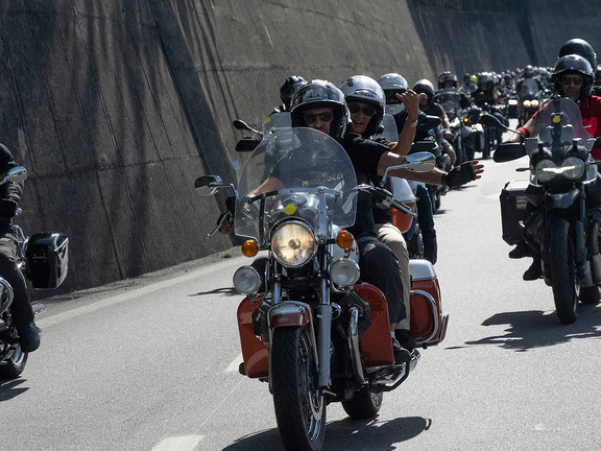 Moto Guzzi GMG: &Pi;&epsilon;&rho;&iota;&sigma;&sigma;ό&tau;&epsilon;&rho;&omicron;&iota; &alpha;&pi;ό 60.000 &sigma;&tau;&omicron; &Mu;andello del Lario &ndash; MotorBike.gr